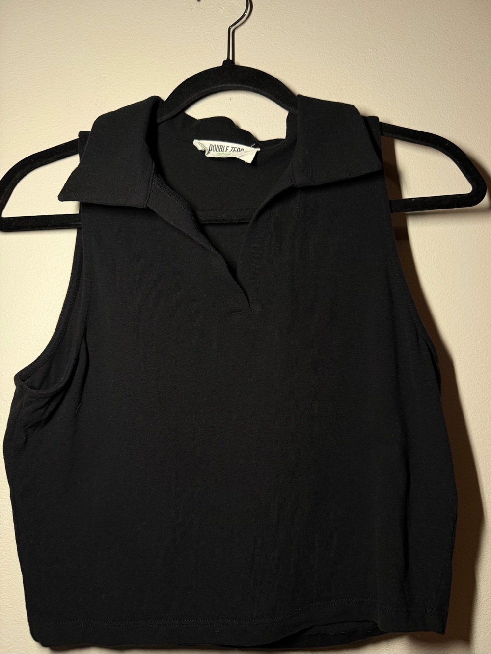 Double Zero Black Collared Sleeveless Top